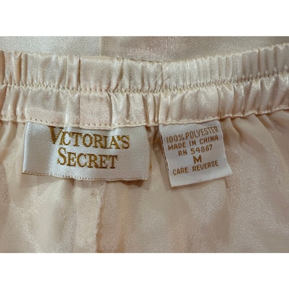 Victoria's Secret Satin Pajama Shorts Champagne Size M - Picture 3 of 5